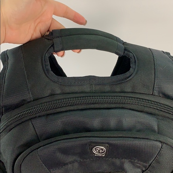 **SOLD Mastermind Backpack 17" Laptop Computer Bag - Picture 8 of 8